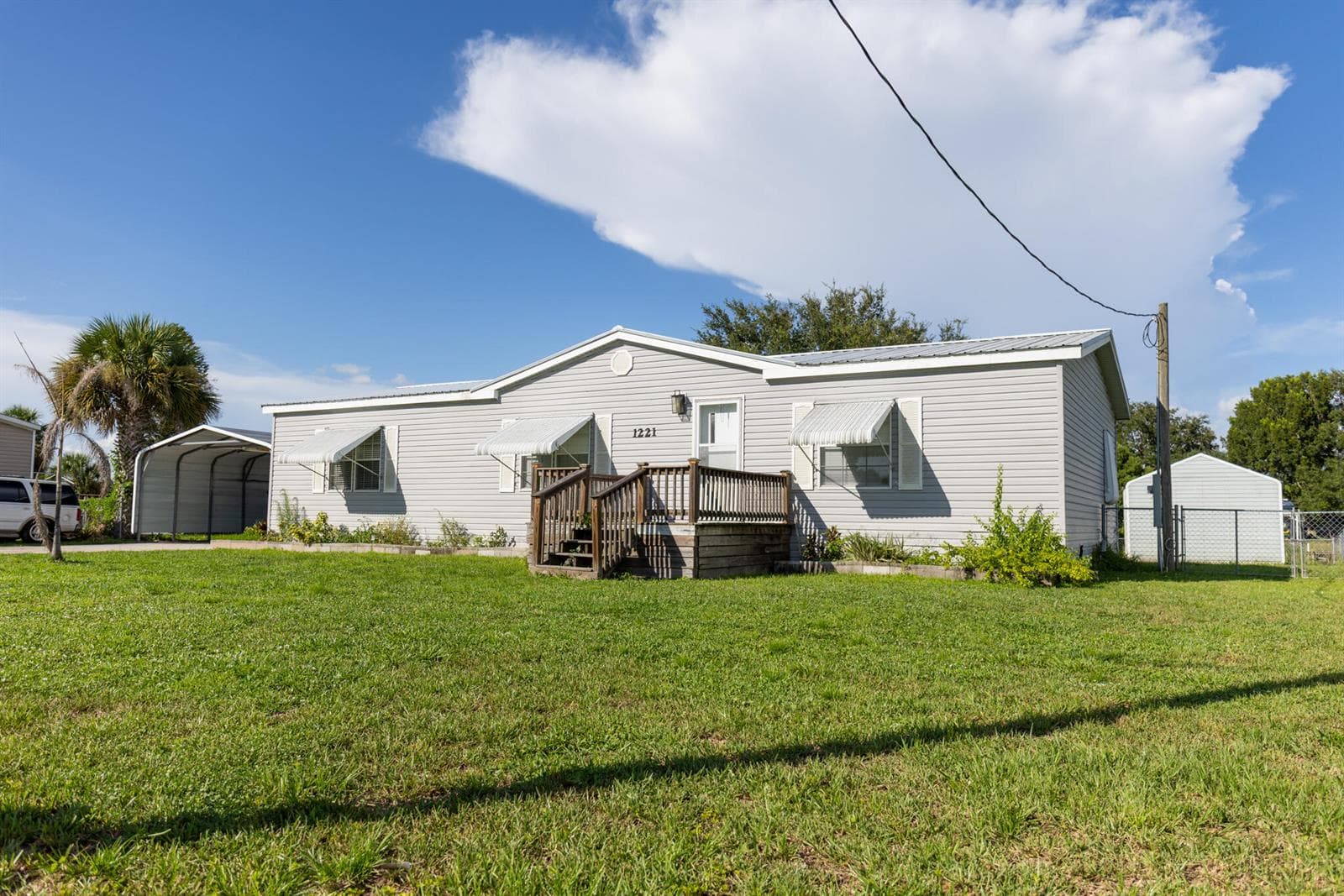 1221 CHOBEE Street, Okeechobee, FL 34974