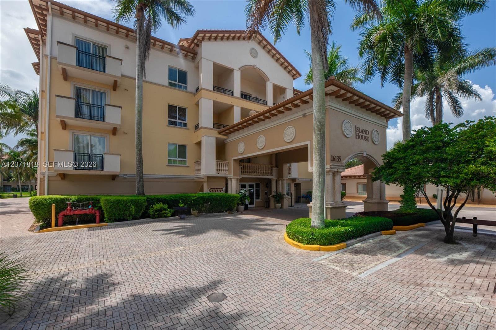 16135 Emerald Estates Dr # 165, Weston, FL 33331 photo 5