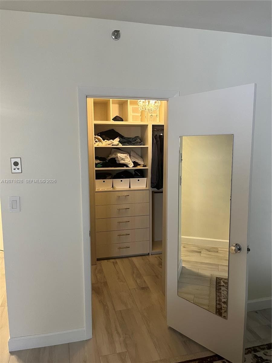 20191 E Country Club Dr # 503, Aventura, FL 33180 photo 4