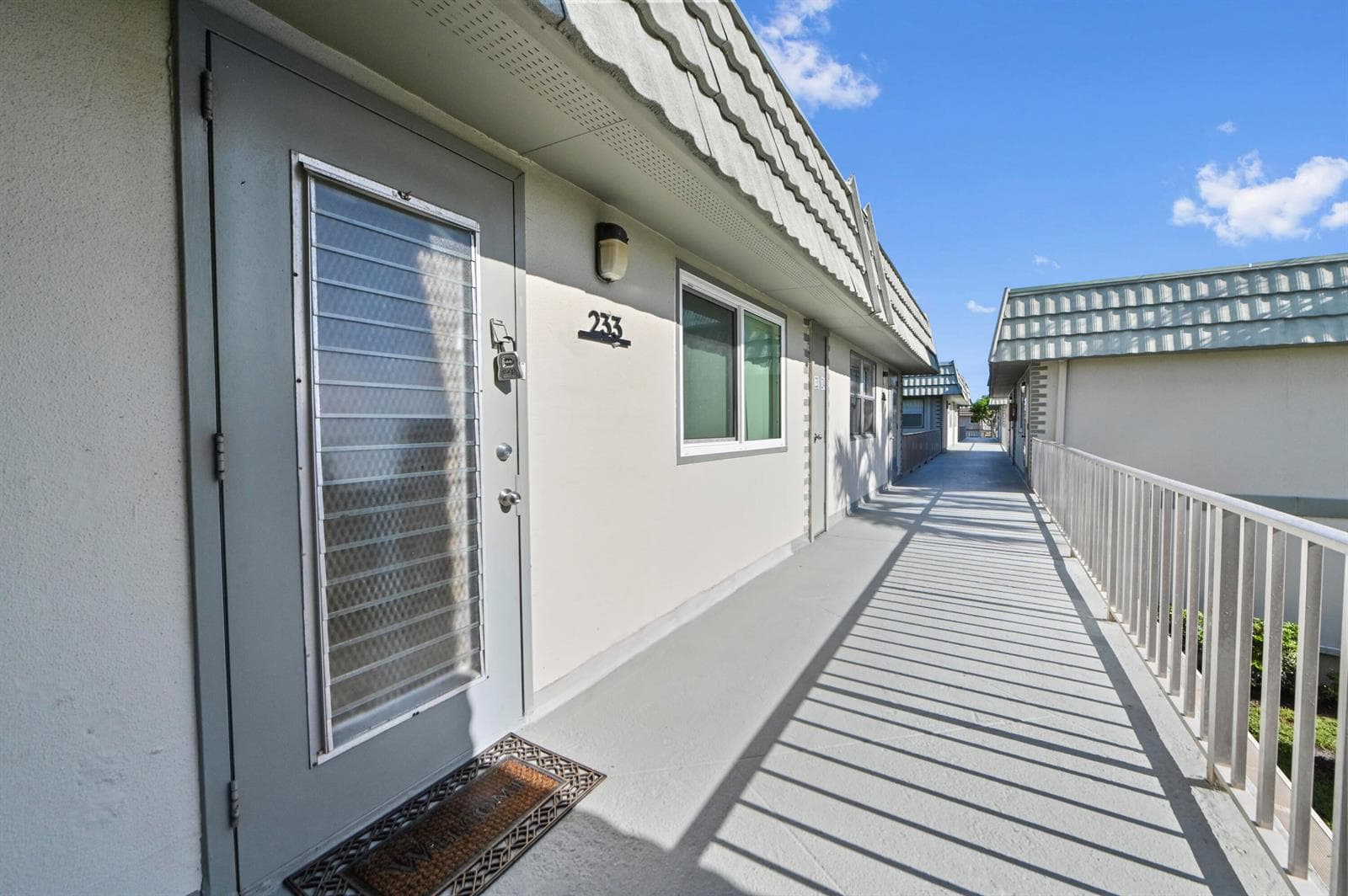 233 Monaco Boulevard E, Delray Beach, FL 33446 photo 2