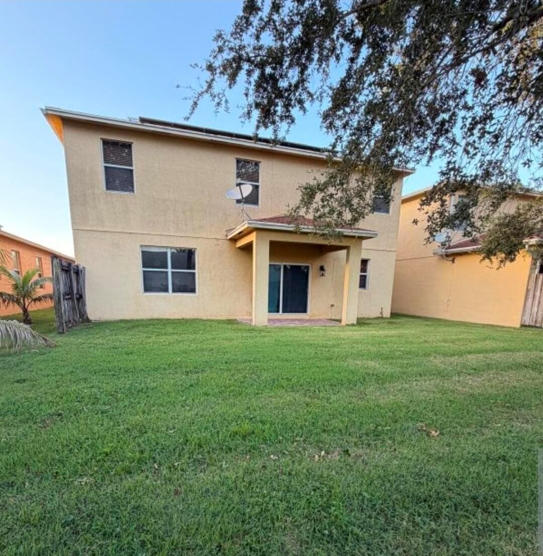 5838 Gypsum Place, West Palm Beach, FL 33413 photo 2