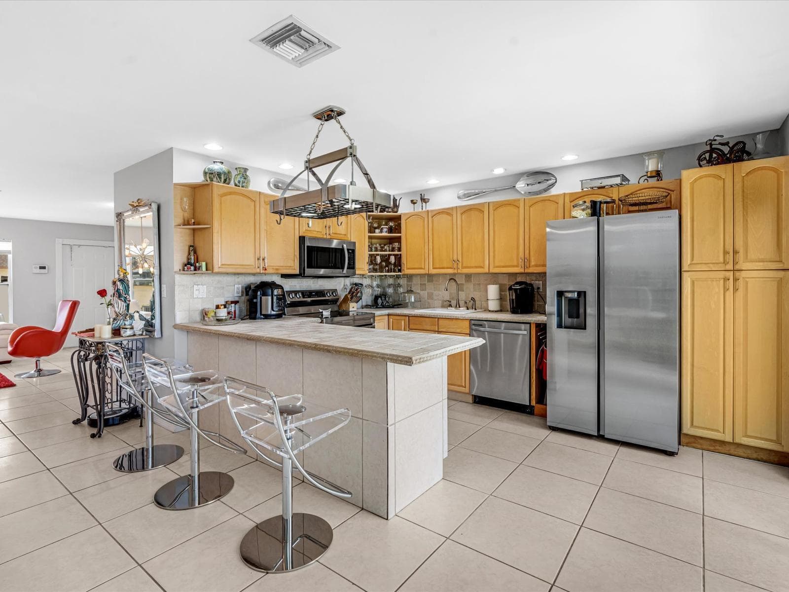 3370 BEAU RIVAGE Drive # 3A, Pompano Beach, FL 33064