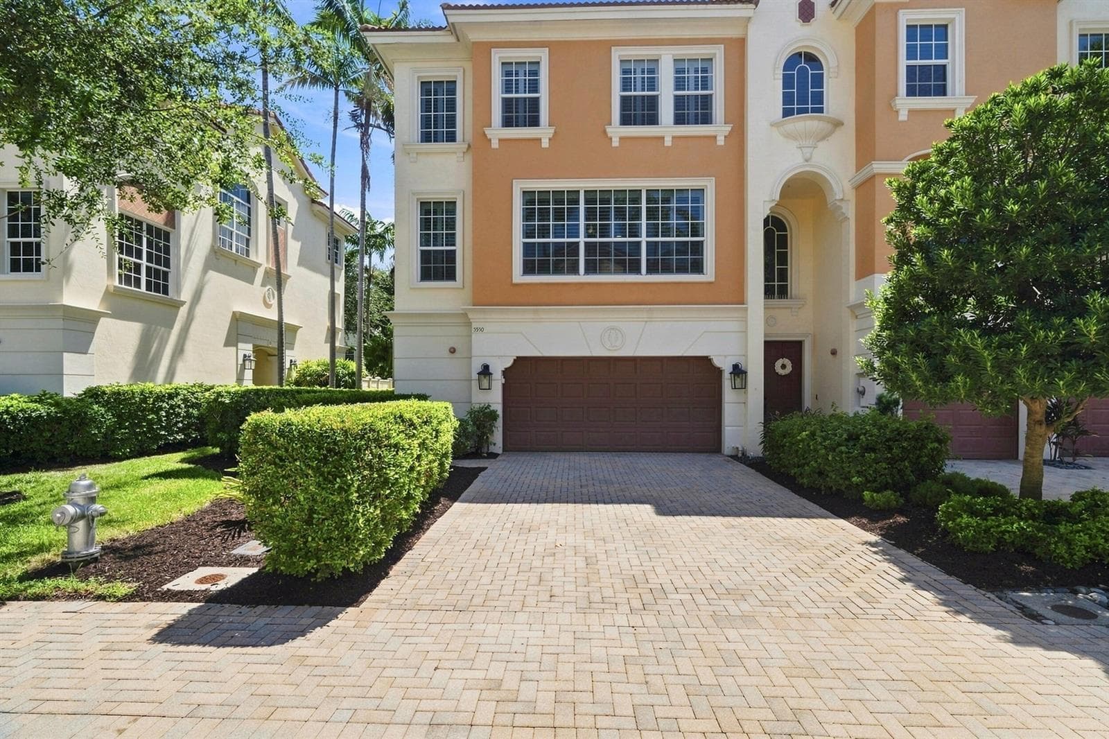 5550 NE Trieste Terrace, Boca Raton, FL 33487 photo 2