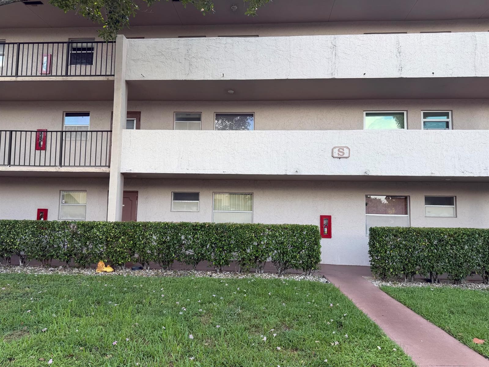 8301 Sands Point Boulevard # S103, Tamarac, FL 33321 photo 2