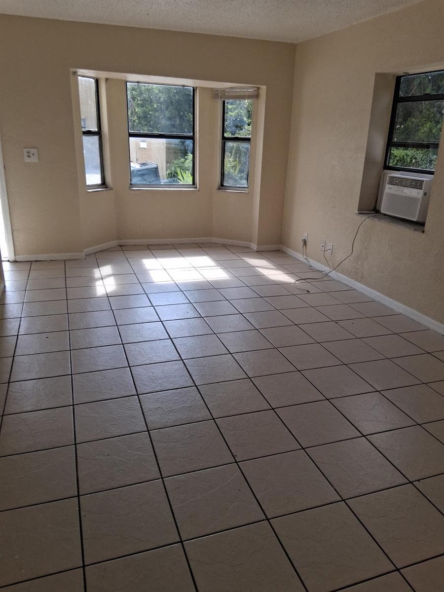2901 AVENUE D, Fort Pierce, FL 34947 photo 4