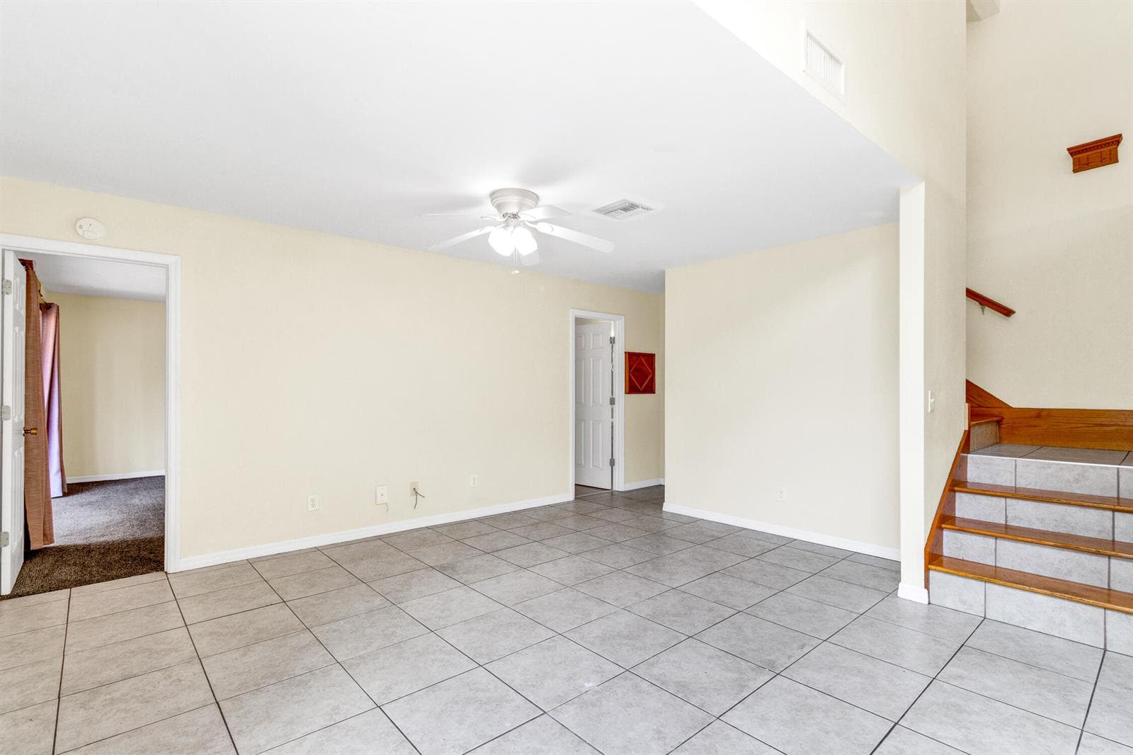 1567 39TH Avenue # Q4, Vero Beach, FL 32960 photo 2
