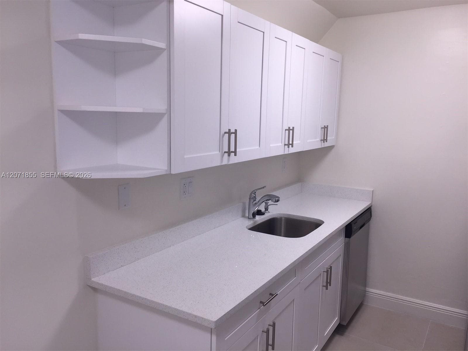 10740 N KENDALL DR # L-14, Miami, FL 33176 photo 3