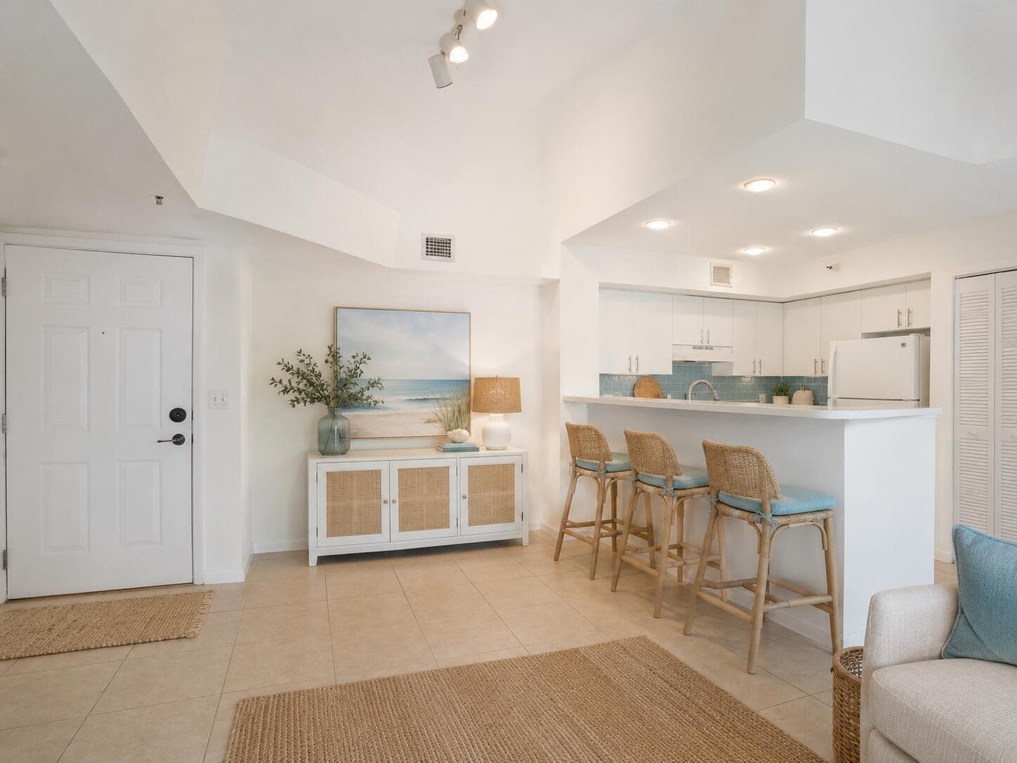 135 YACHT CLUB Way # 305, Hypoluxo, FL 33462 photo 2