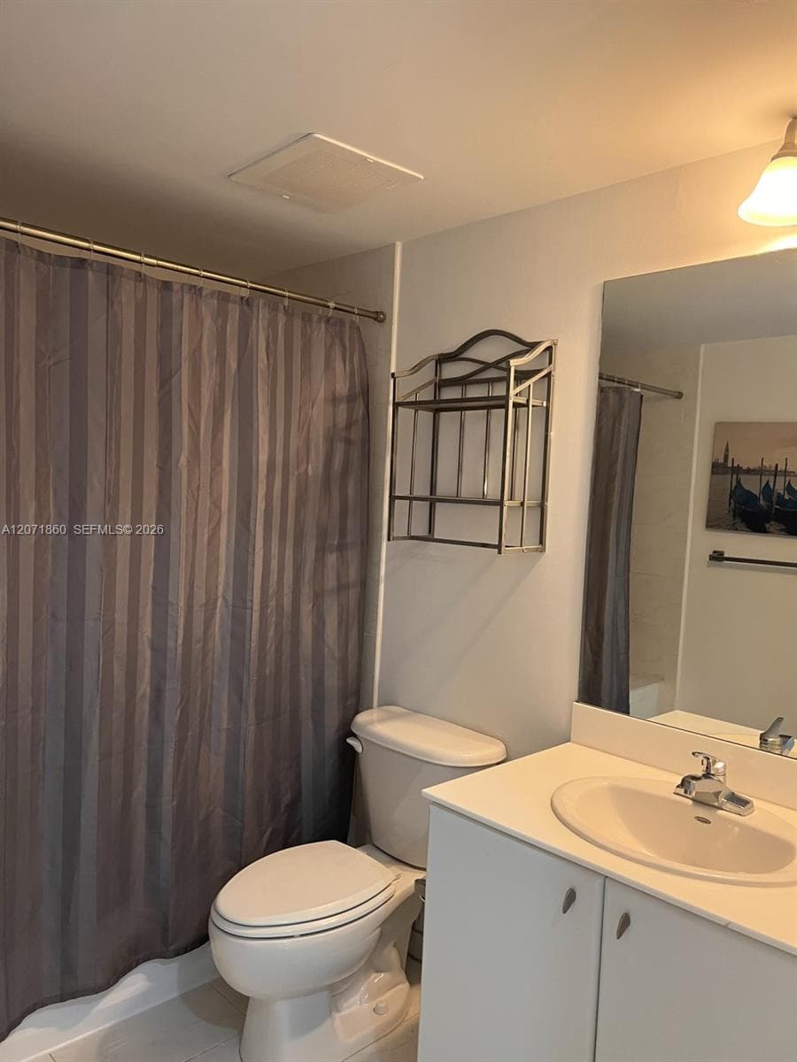 2740 SW 28th Ter # 206, Miami, FL 33133 photo 5