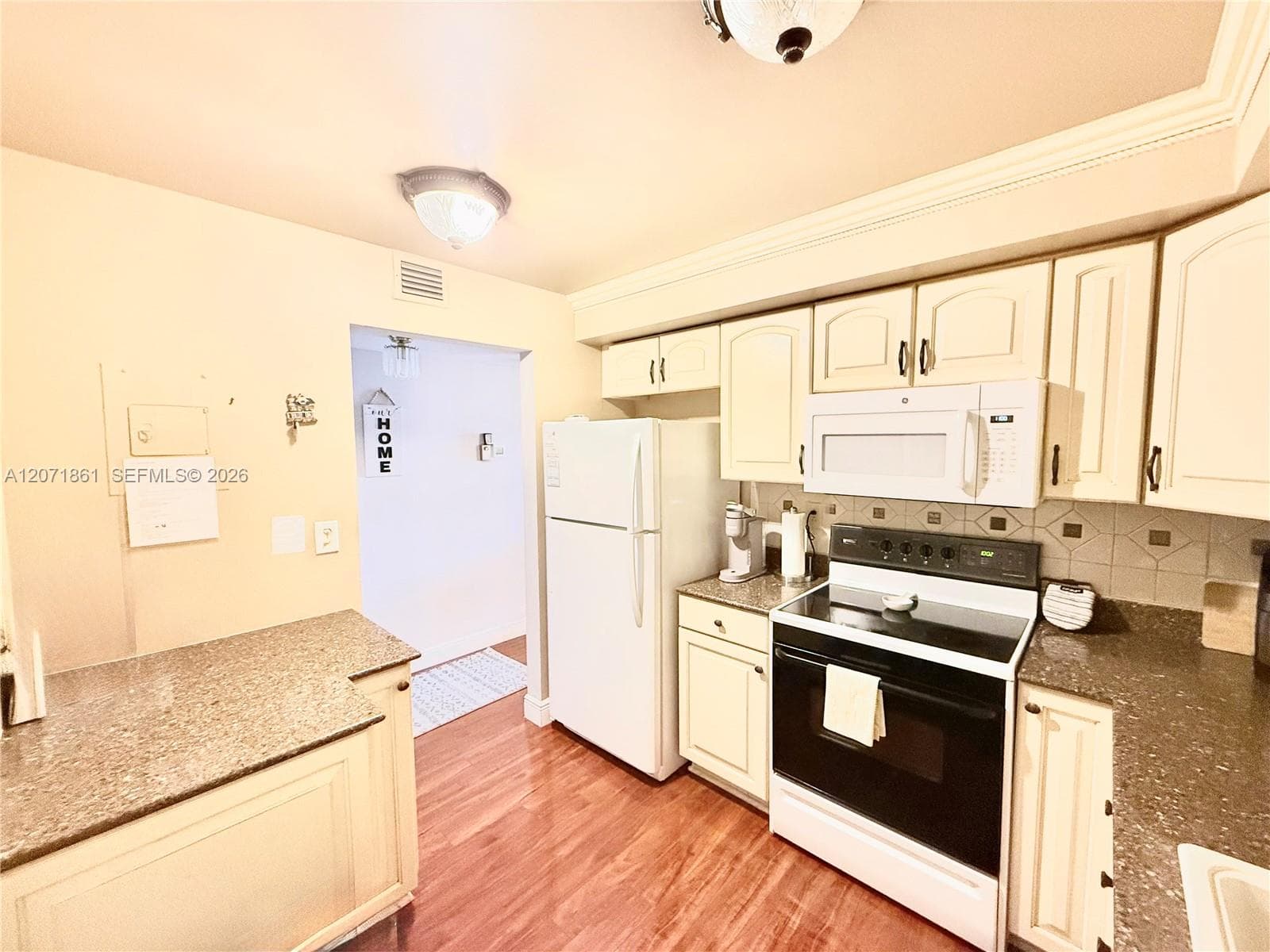 600 Three Islands Blvd # 1107, Hallandale Beach, FL 33009 photo 2
