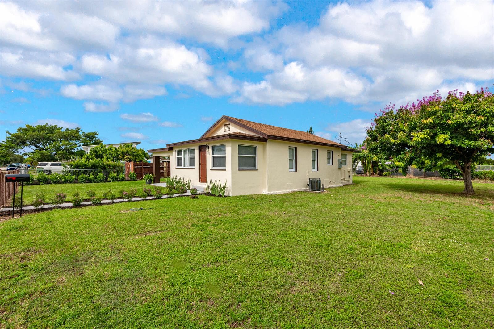546 NW 5th Avenue, Homestead, FL 33030 photo 2