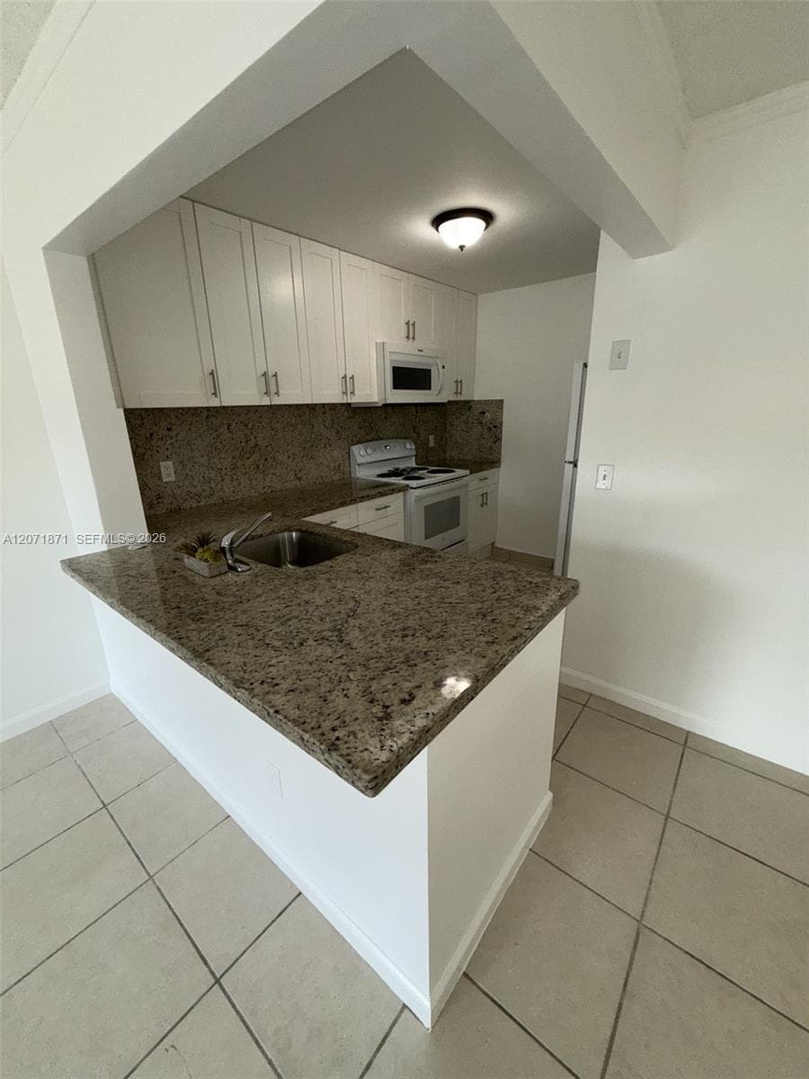 15324 SW 72nd St # 12-21, Miami, FL 33193 photo 3