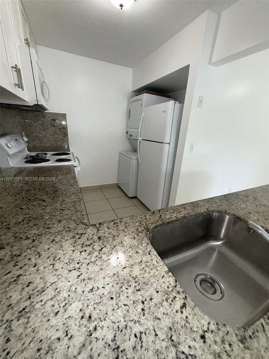 15324 SW 72nd St # 12-21, Miami, FL 33193 photo 5