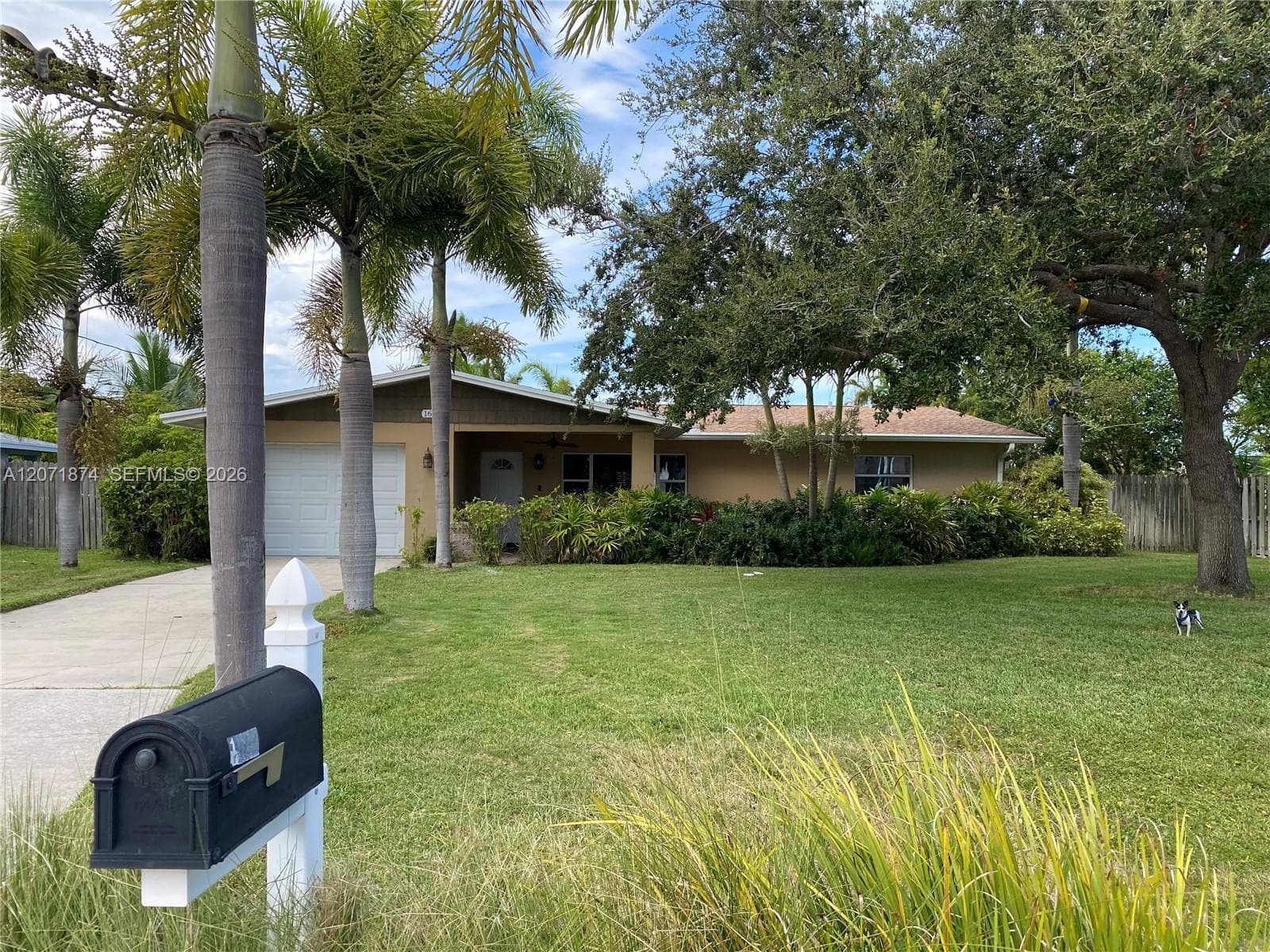 1672 Thumb Point Dr, Fort Pierce, FL 34949 photo 4