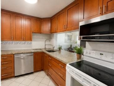 215 SE 3rd Ave # 308C, Hallandale Beach, FL 33009 photo 3