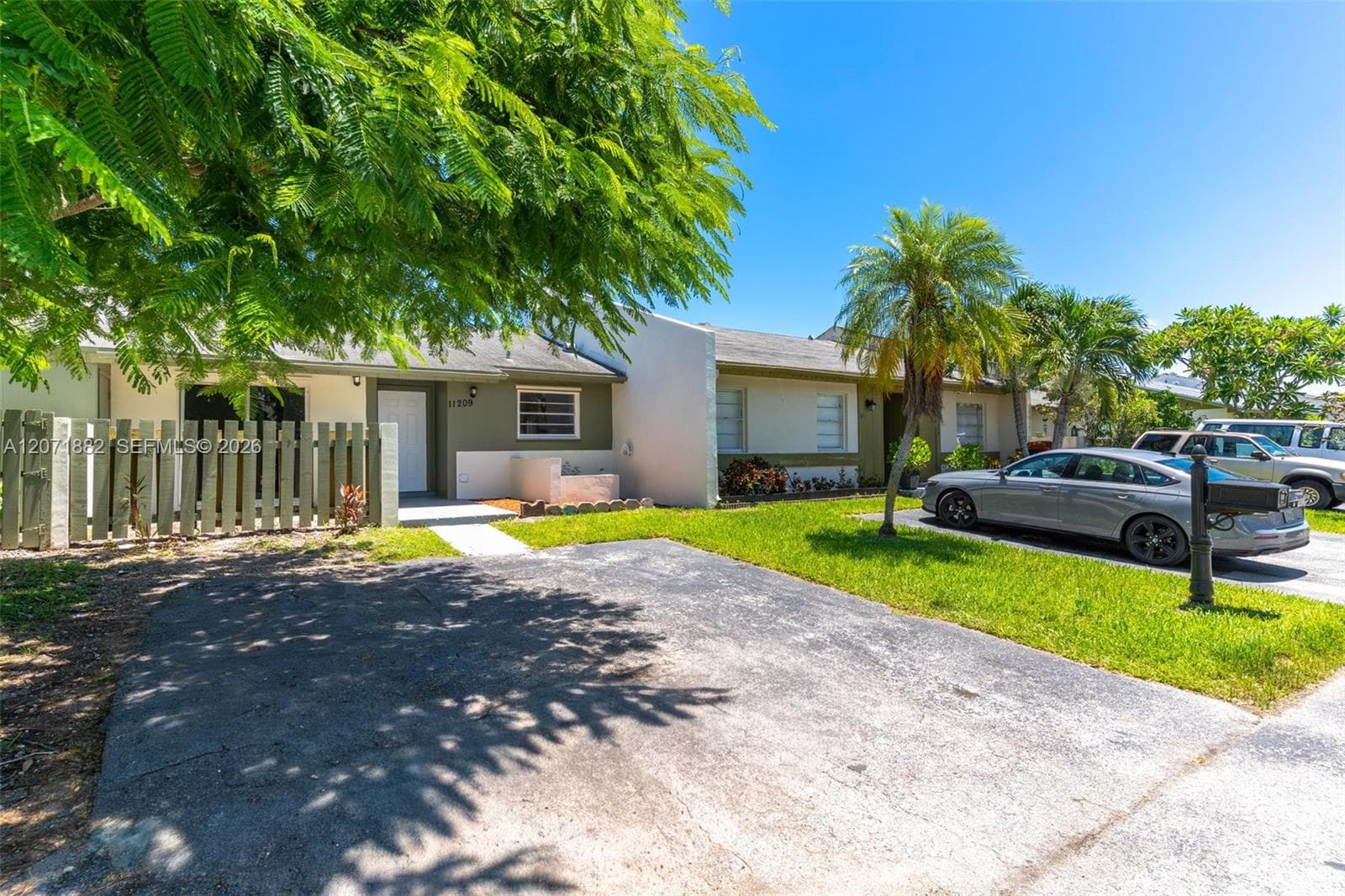 11209 SW 125th Pl, Kendall, FL 33186 photo 3