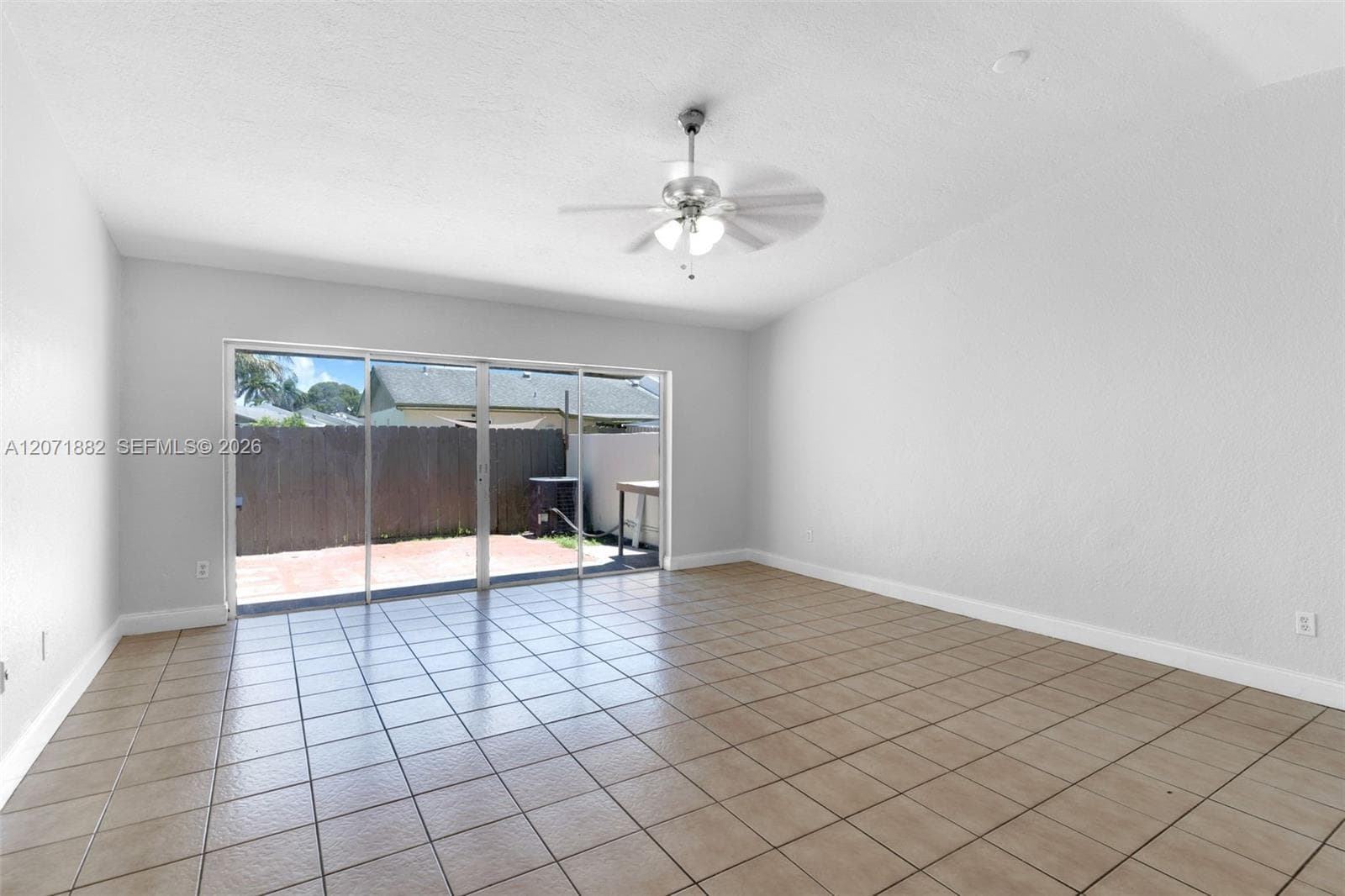 11209 SW 125th Pl, Kendall, FL 33186 photo 5