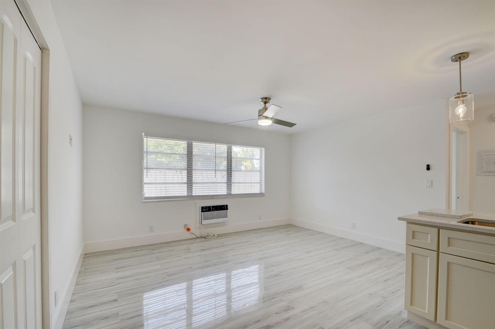 525 S Broadway # J, Lantana, FL 33462 photo 2