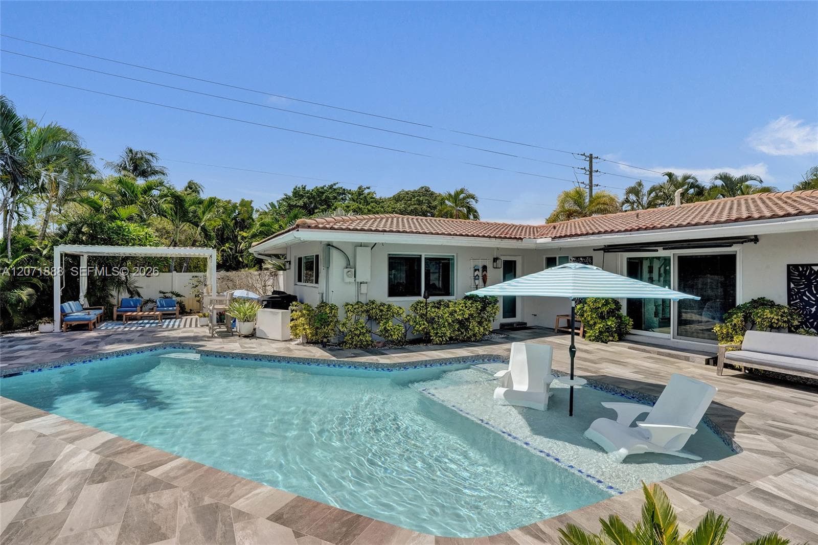 2615 NE 26th St, Fort Lauderdale, FL 33305 photo 2