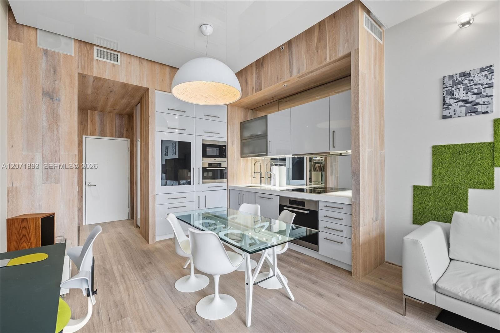 2001 Meridian Ave # 518, Miami Beach, FL 33139 photo 5