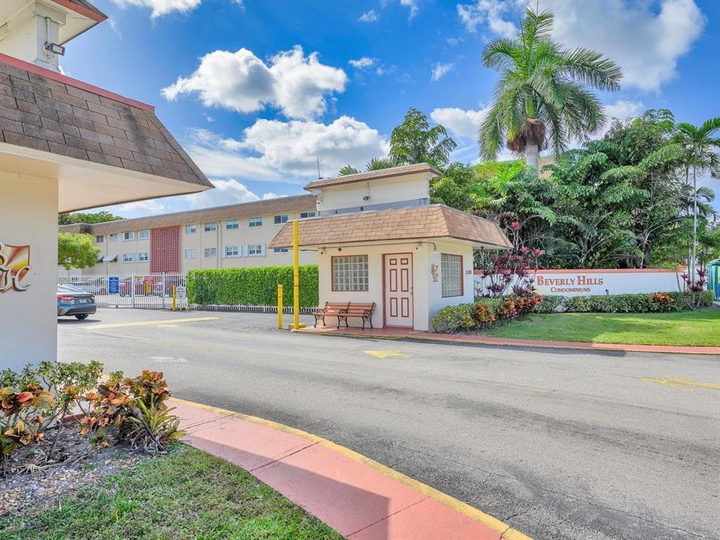 5300 Washington Street # P131, Hollywood, FL 33021 photo 2