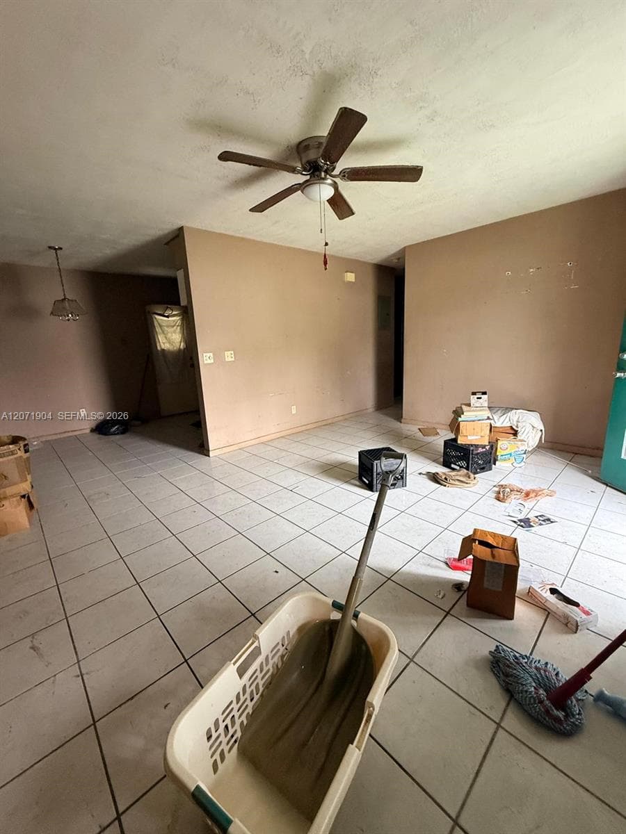 2911 NW 161st St, Miami Gardens, FL 33054 photo 5