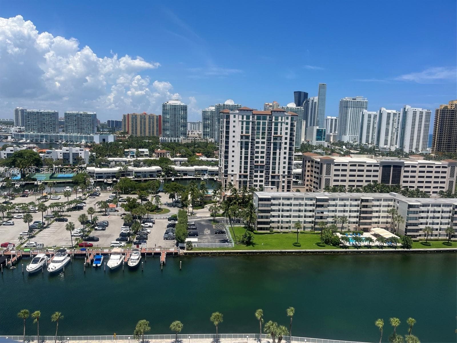 300 Bayview Dr # 1707, Sunny Isles Beach, FL 33160 photo 5