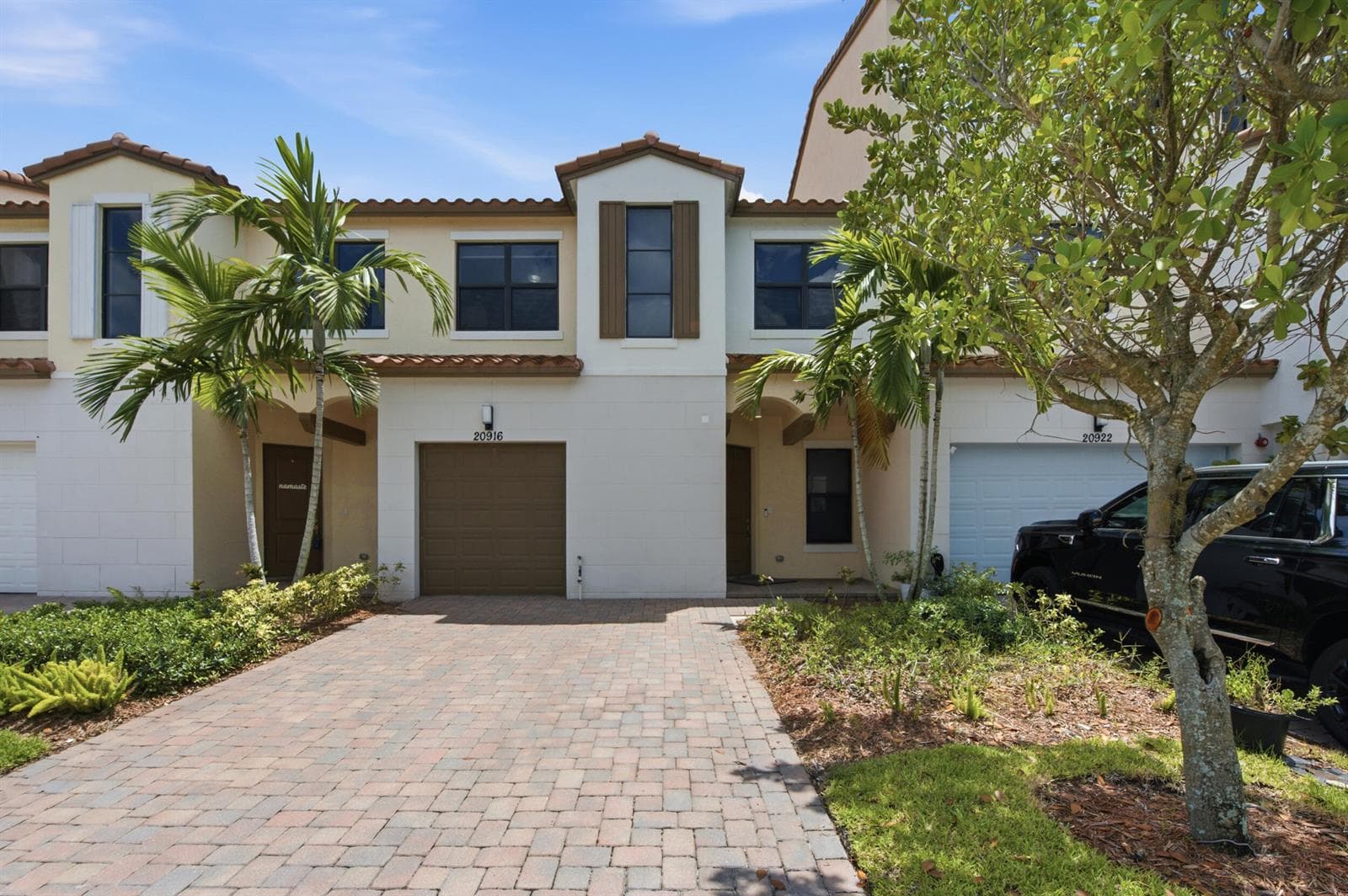 20916 NW 1ST Drive, Pembroke Pines, FL 33029
