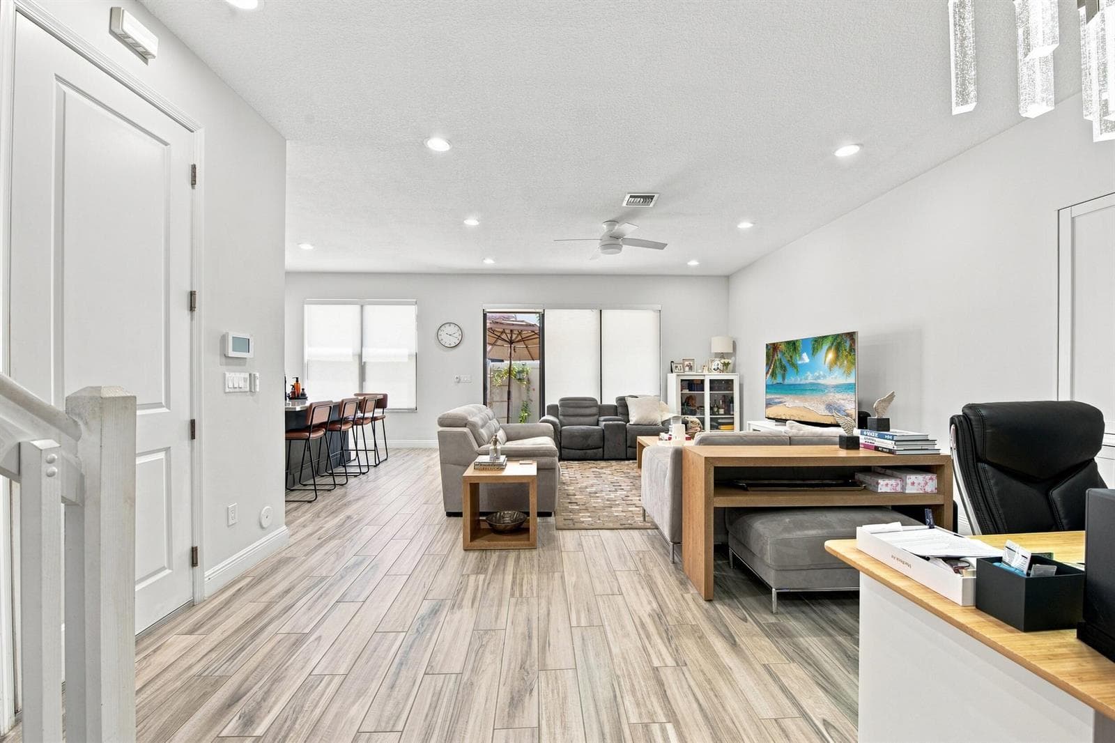 20916 NW 1ST Drive, Pembroke Pines, FL 33029 photo 4
