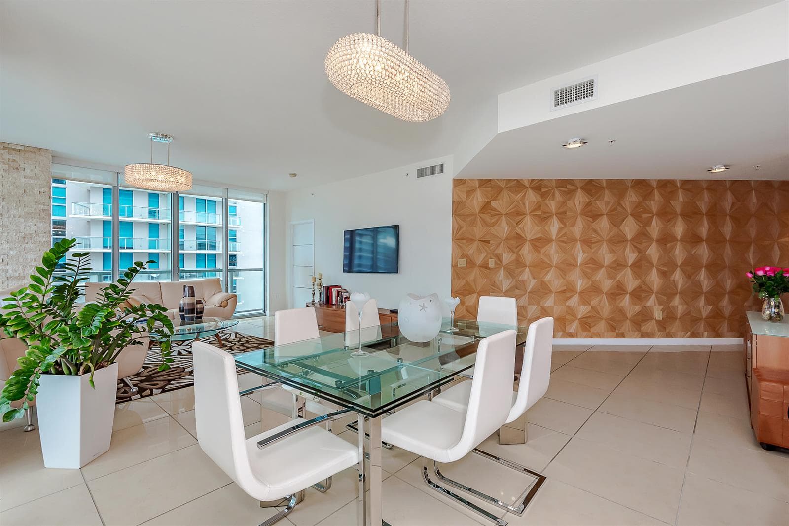 1111 SW 1ST Avenue # MPH3920-, Miami, FL 33130 photo 2