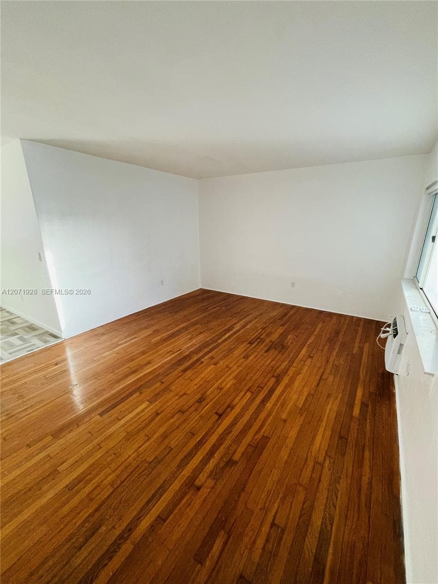 1840 S Treasure Dr # 15, North Bay Village, FL 33141 photo 5