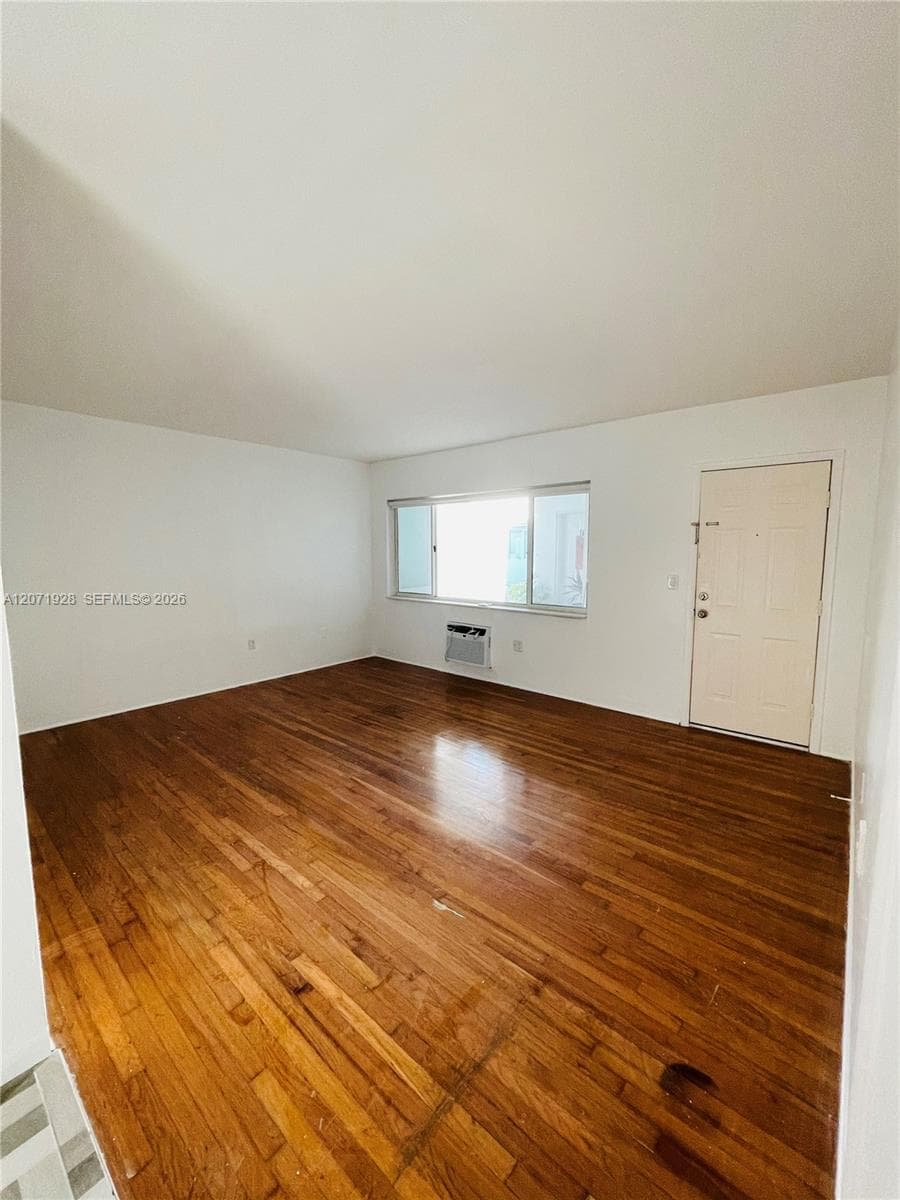 1840 S Treasure Dr # 15, North Bay Village, FL 33141 photo 4
