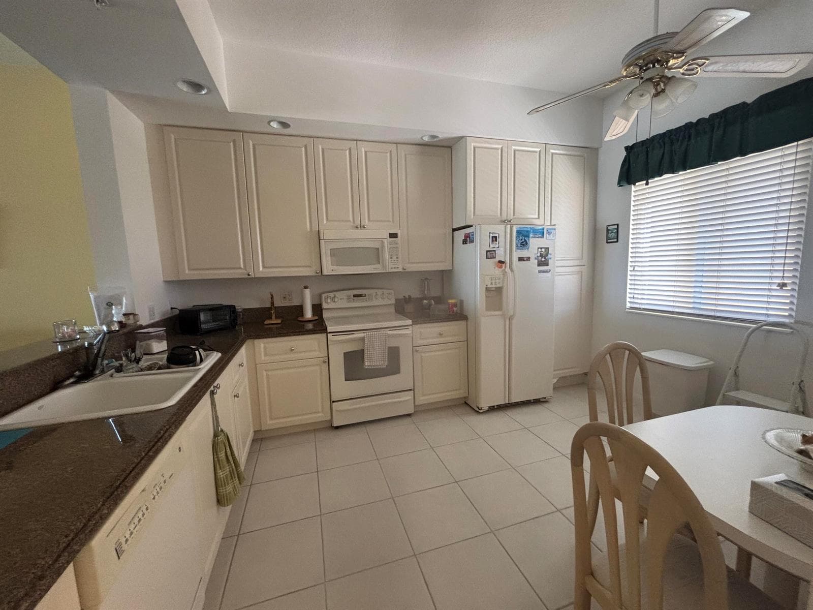 15 HARBOUR ISLE Drive W # PH05, Fort Pierce, FL 34949 photo 2
