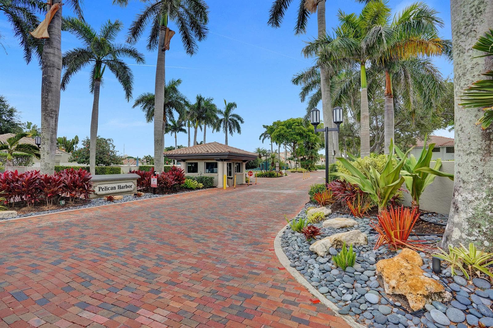 65 PELICAN POINTE Drive # 2030, Delray Beach, FL 33483 photo 3