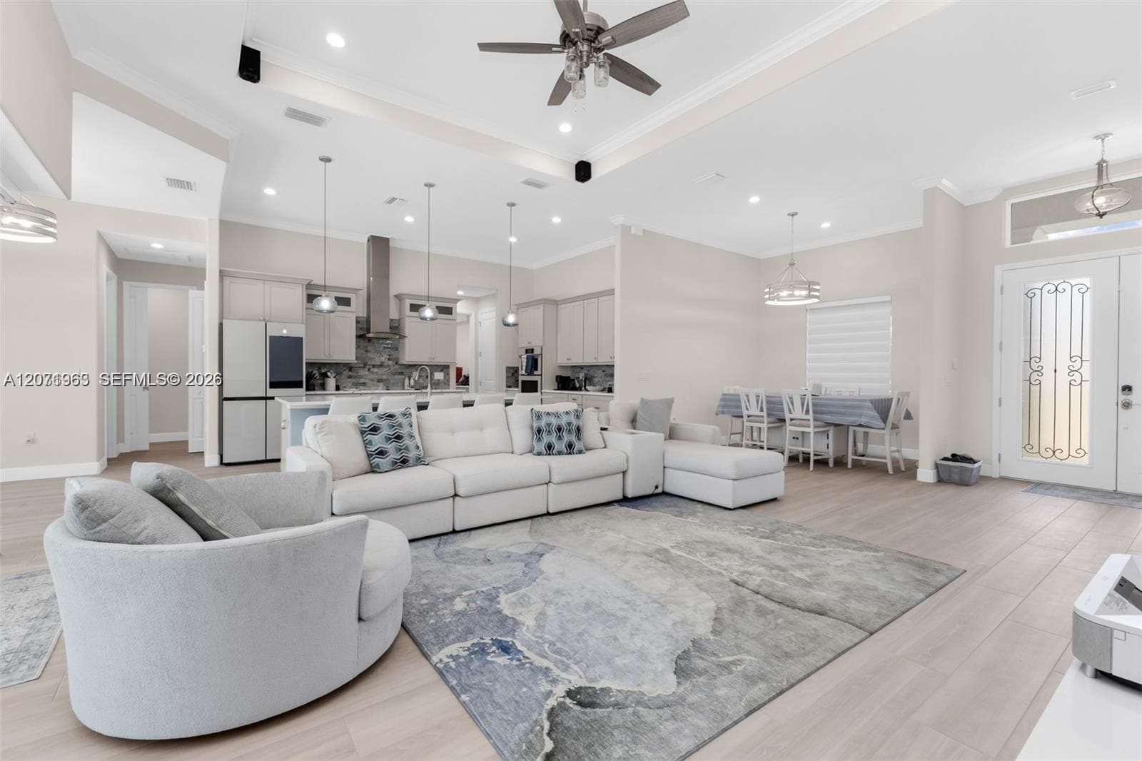 13926 Allamanda Cir, Other City - In The State Of Florida, FL 33981 photo 3