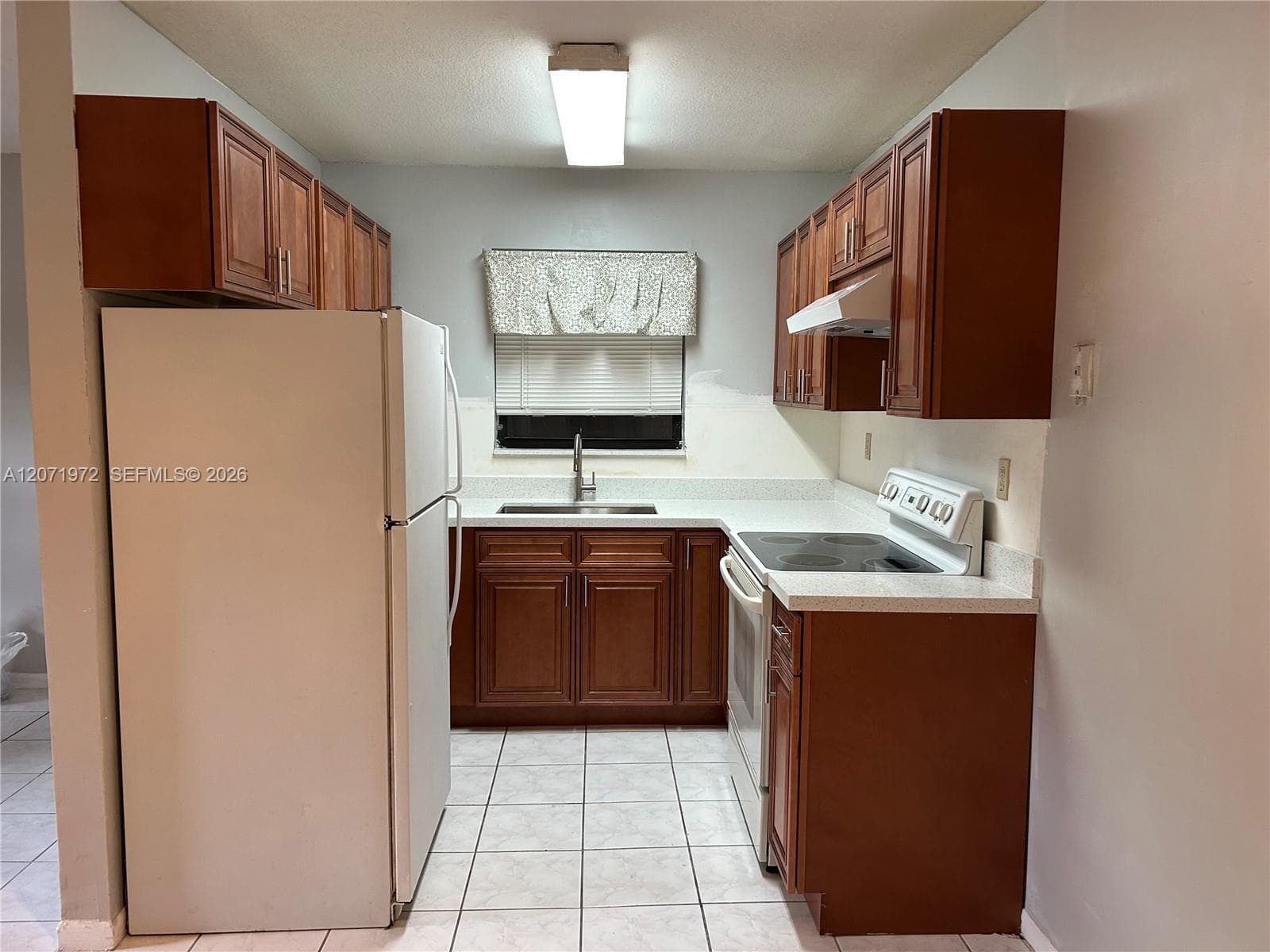 1925 Madison St # 14, Hollywood, FL 33020 photo 3