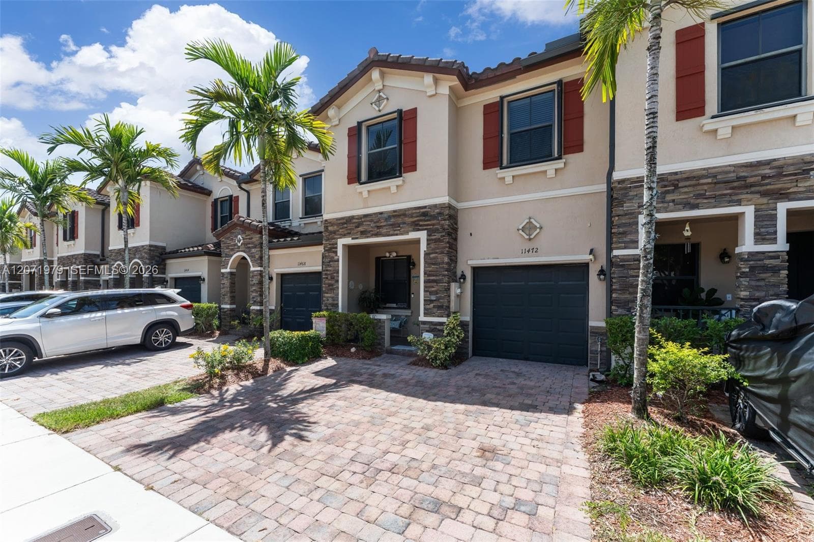 11472 SW 254th St, Homestead, FL 33032 photo 2