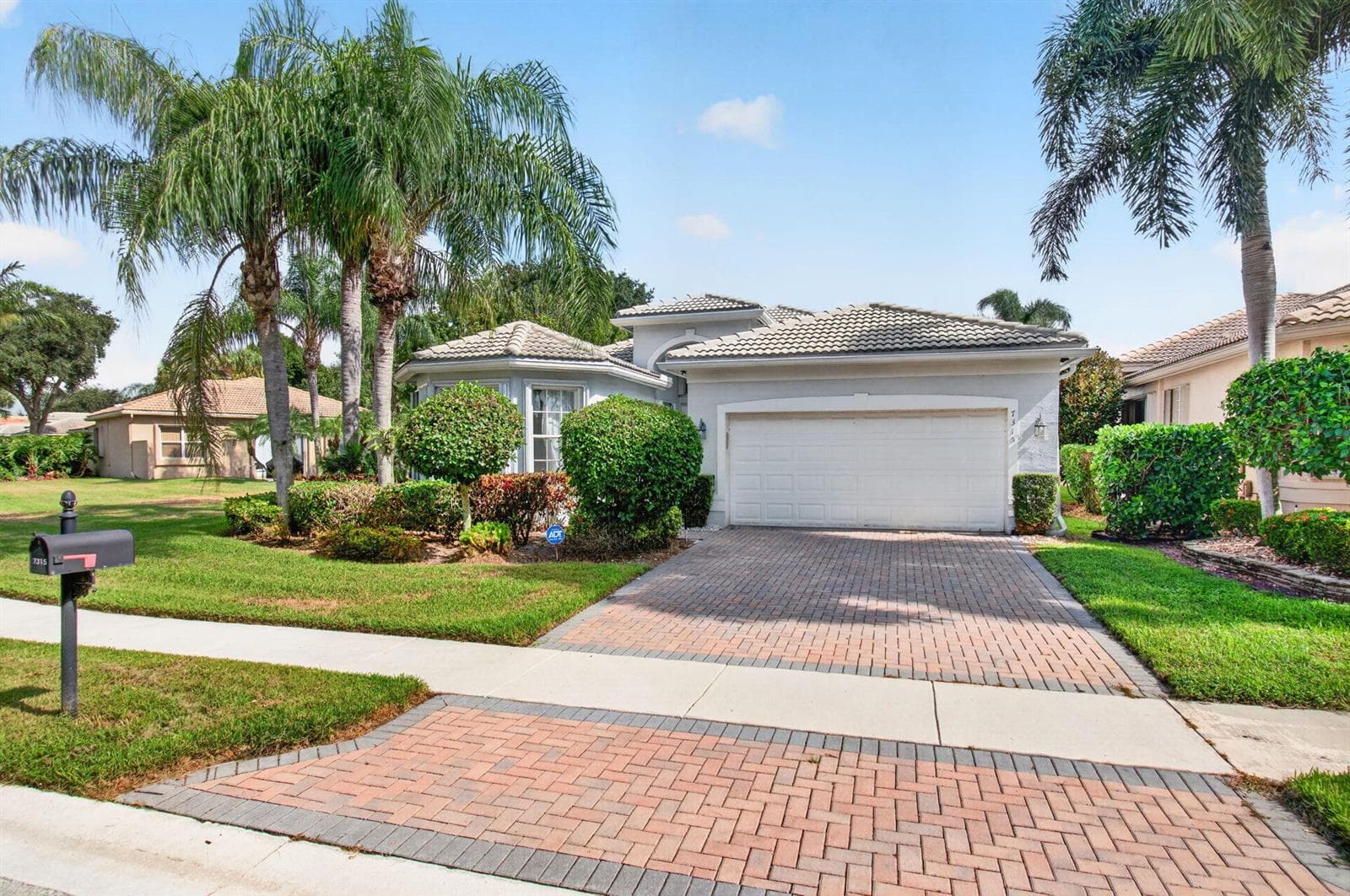 7315 Twin Falls Drive, Boynton Beach, FL 33437 photo 2