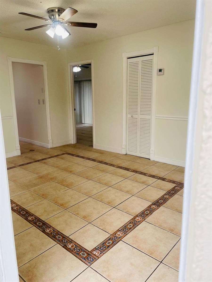 5318 Garden Hills Circle, West Palm Beach, FL 33415 photo 3