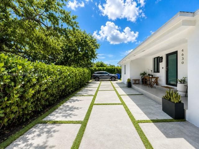 4630 SW 3rd St, Miami, FL 33134 photo 5