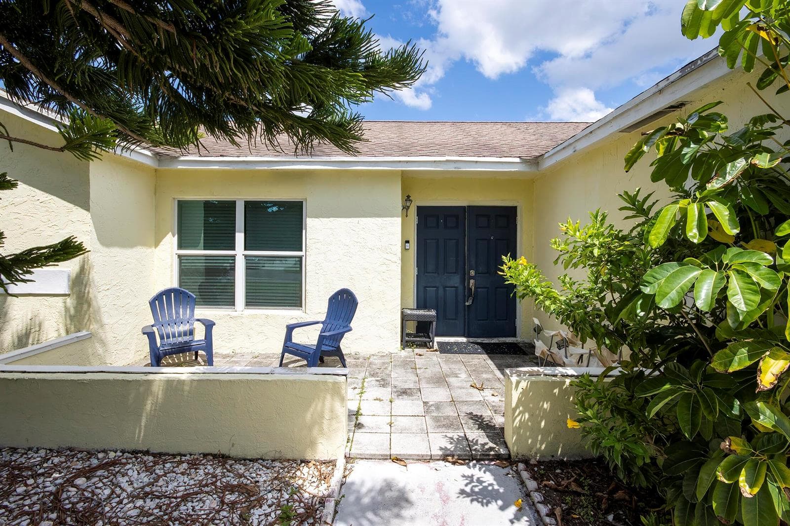 35 CEDAR Circle, Boynton Beach, FL 33436 photo 3
