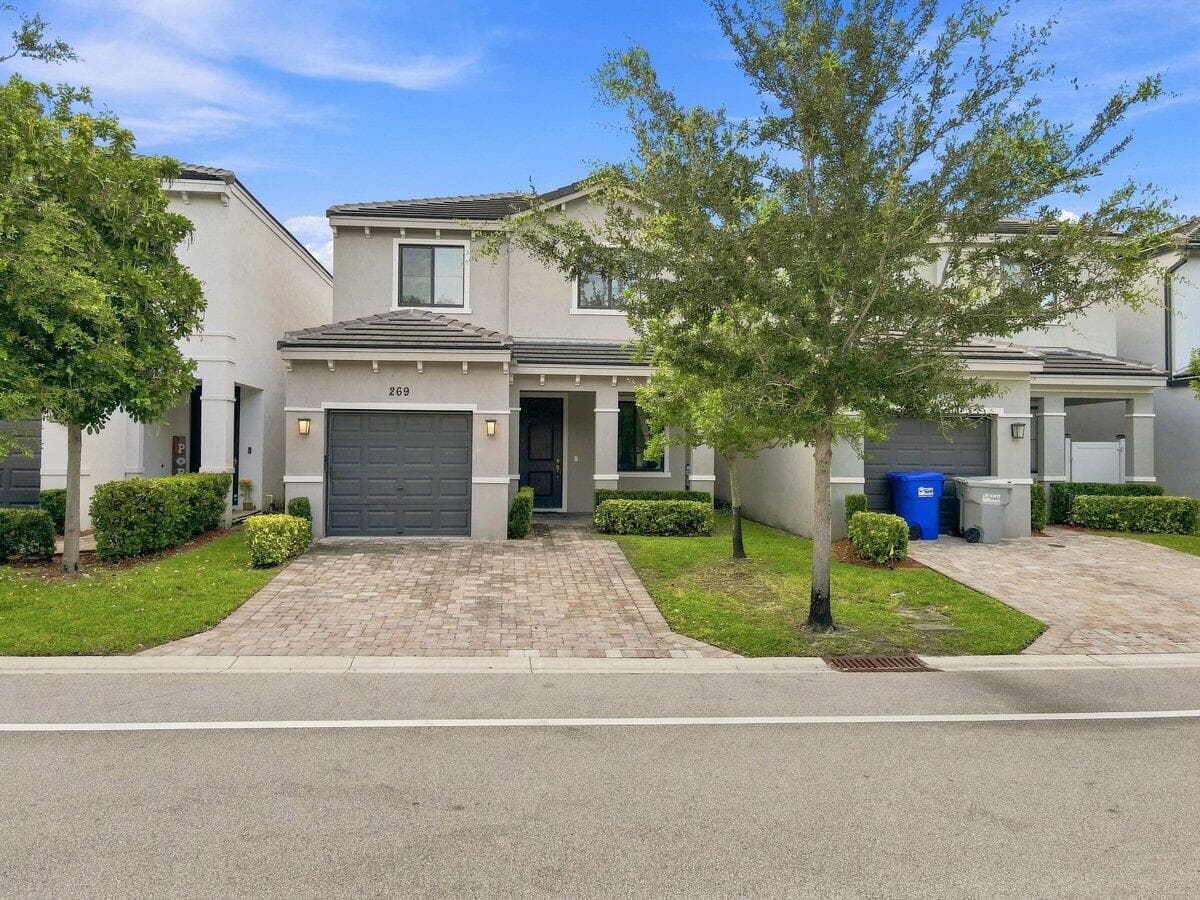 269 NW 36th Avenue, Pompano Beach, FL 33069 photo 3