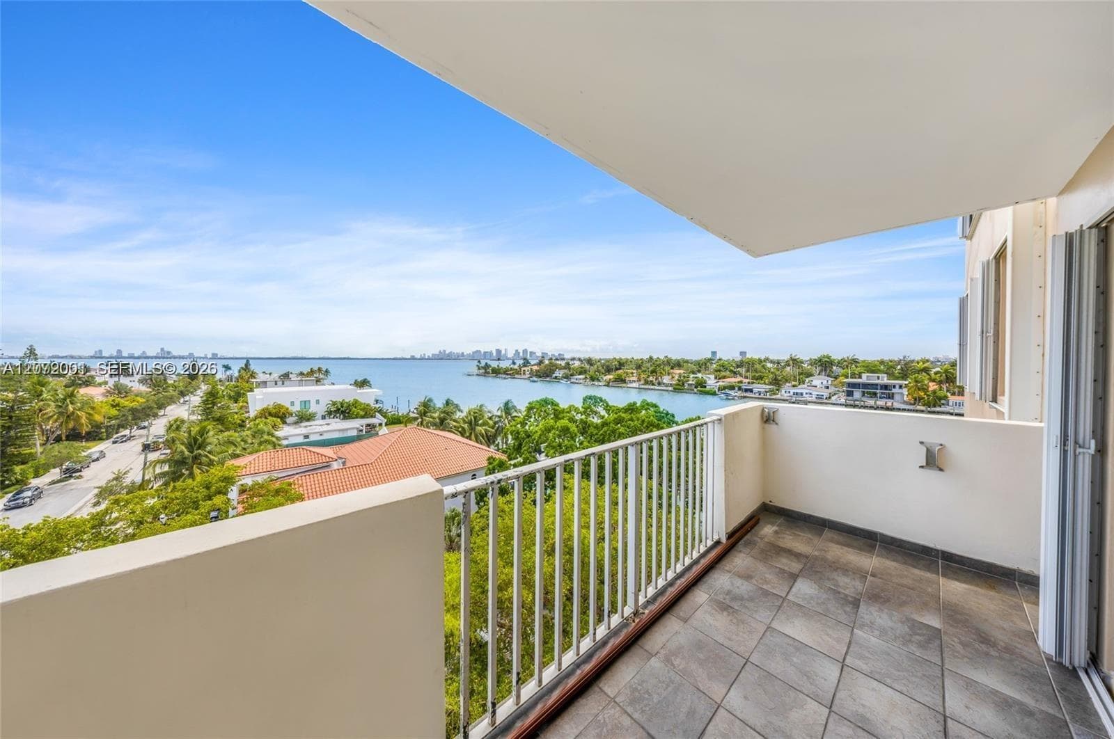 1455 N Treasure Dr # 7J, North Bay Village, FL 33141 photo 3