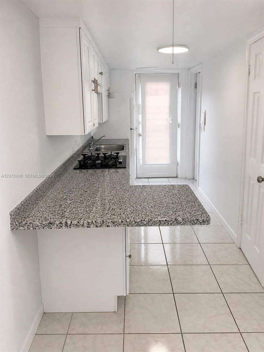 6498 Collins Ave # 40, Miami Beach, FL 33141 photo 3