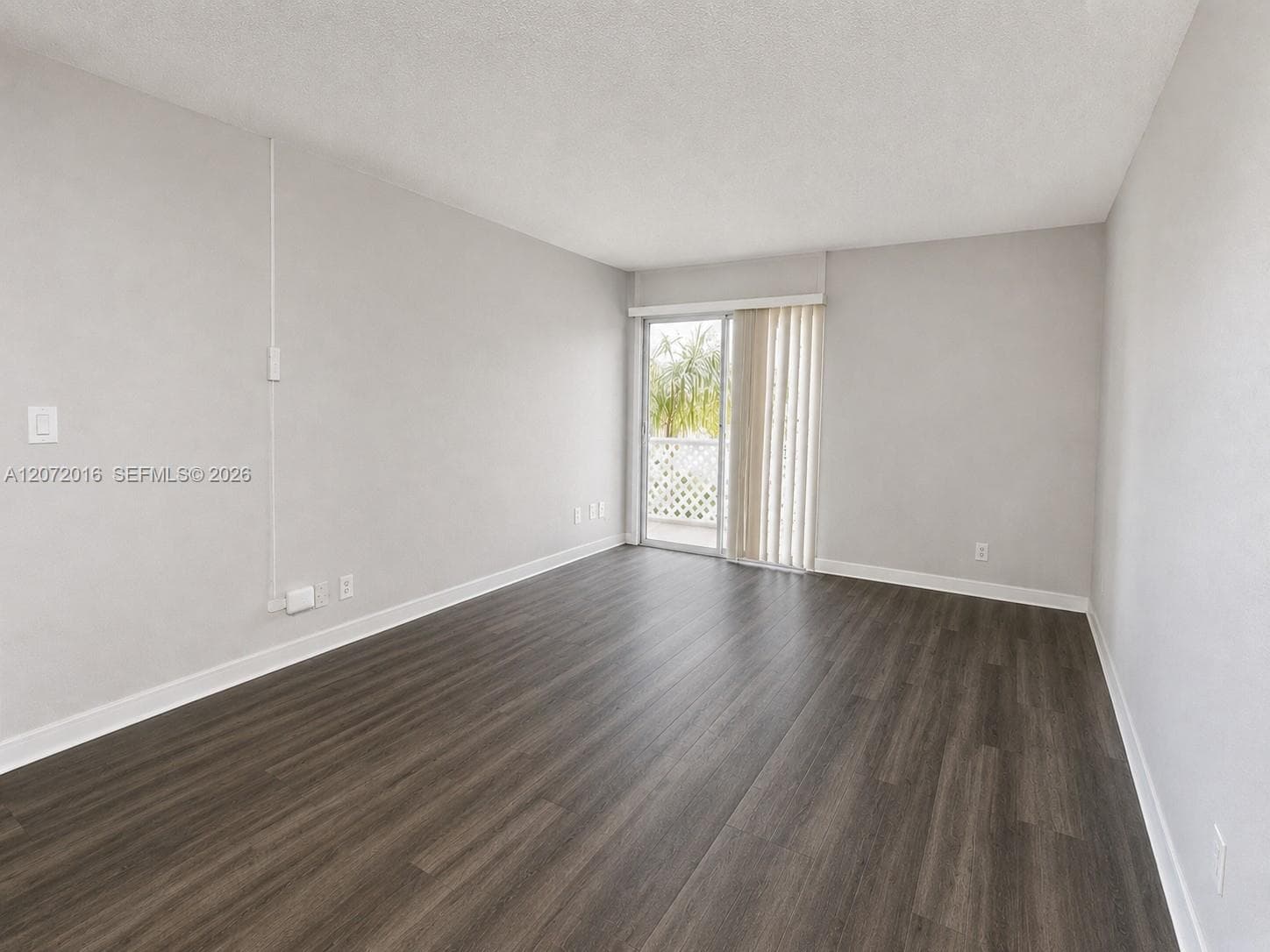 4550 NW 9th St # 512E, Miami, FL 33126 photo 4