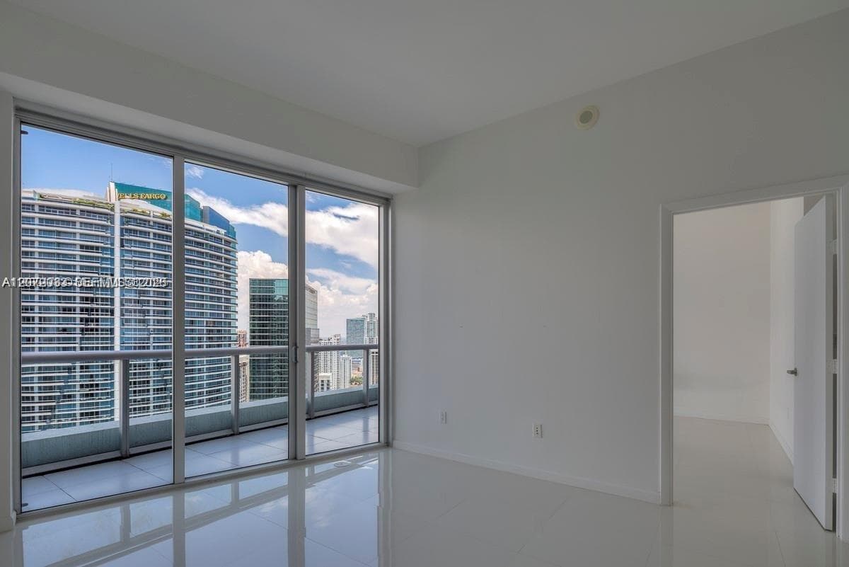 465 Brickell Ave # 4104, Miami, FL 33131 photo 5