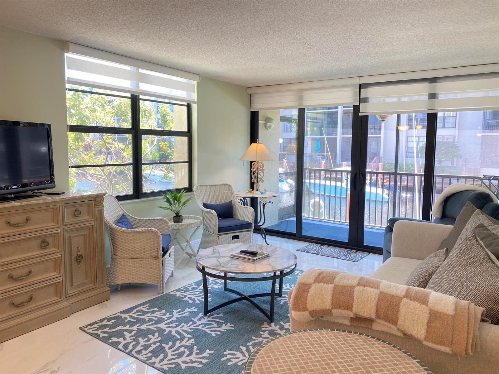 2 Royal Palm Way # 101, Boca Raton, FL 33432