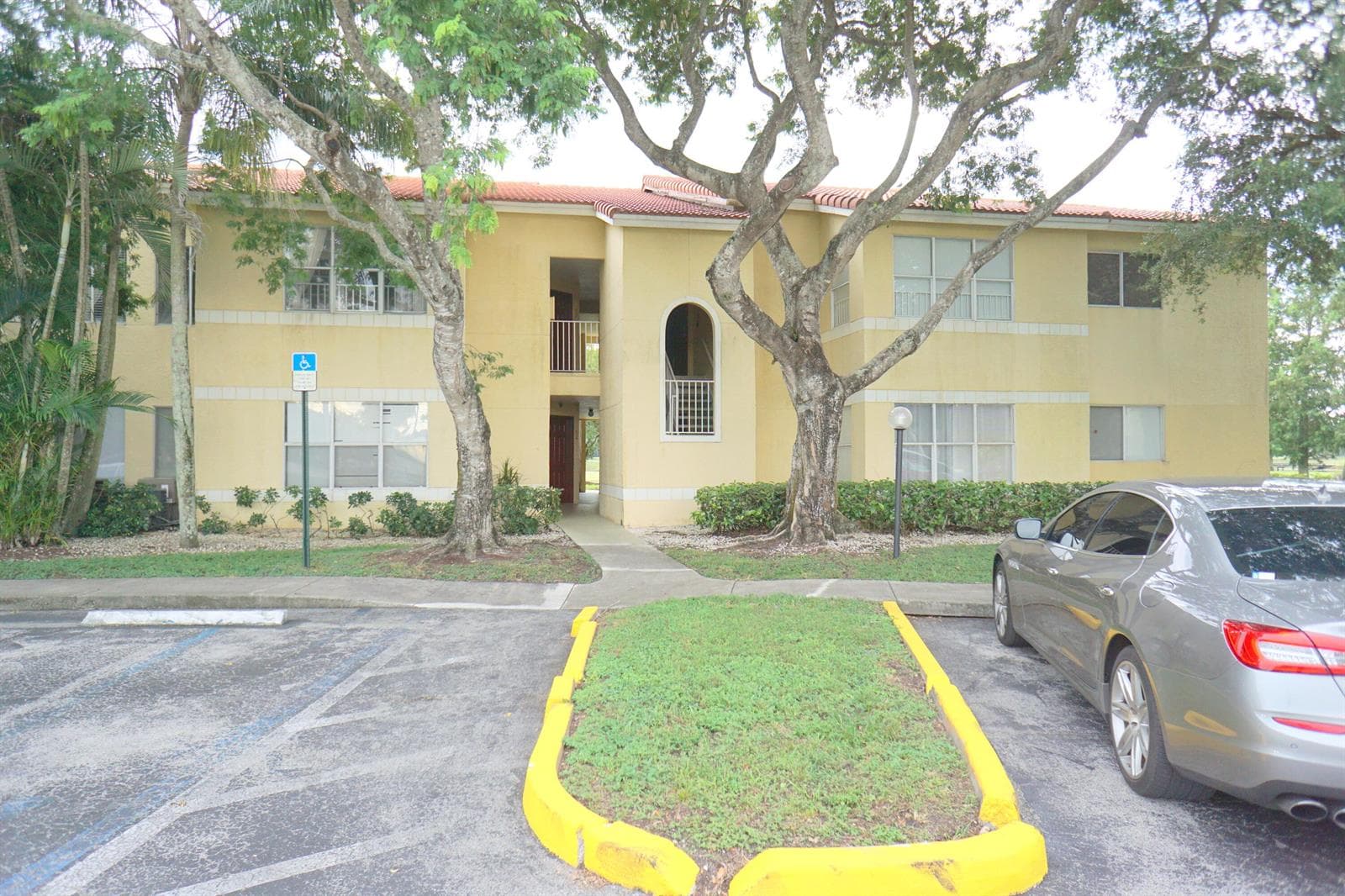 12620 VISTA ISLES Drive # 1025, Sunrise, FL 33325