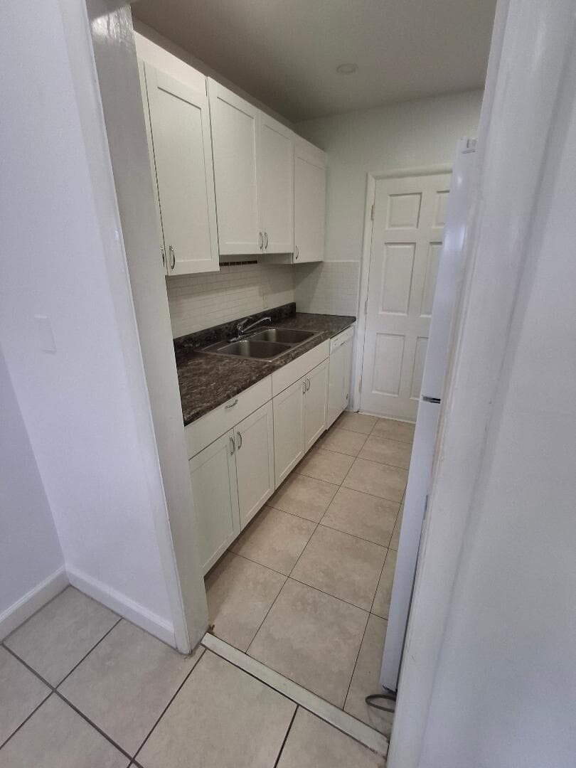 1250 E SAMPLE Road # 303, Pompano Beach, FL 33064 photo 5