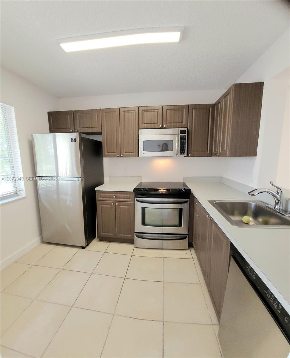 8620 N Sherman Cir # 306, Miramar, FL 33025 photo 2